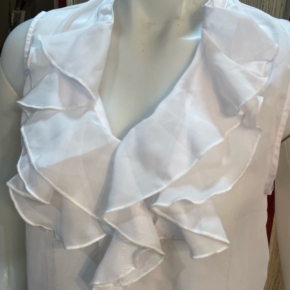 Sheer white sleeveless blouse medium nwt - Picture 3 of 9